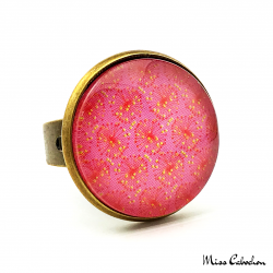 Pink cabochon ring
