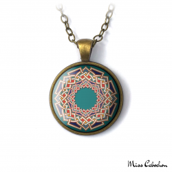 Collier à motifs arabo-hispaniques
