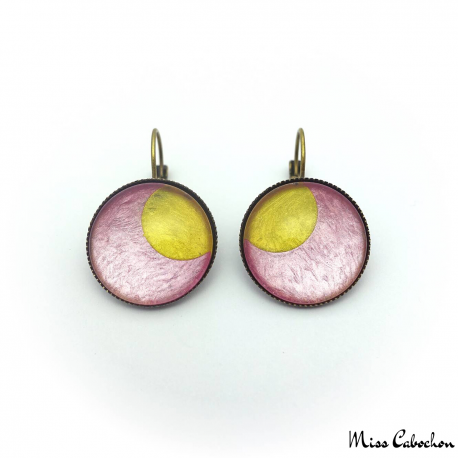 Round earrings - Golden Moon on Pink