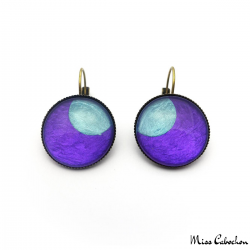 Round earrings - Blue Moon on Purple