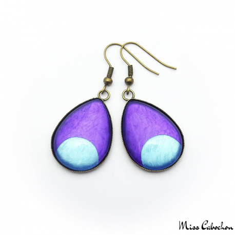 Teardrop earrings - Blue Moon on Purple