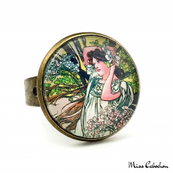 1900s style ring "June by Alfons Mucha"