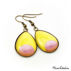 Teardrop earrings - Pink Moon on Yellow